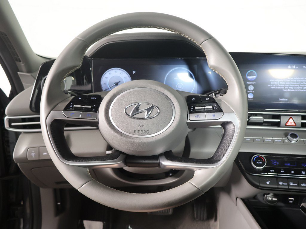 Used 2023 Hyundai Elantra SEL w/ Convenience Package FWD image 37