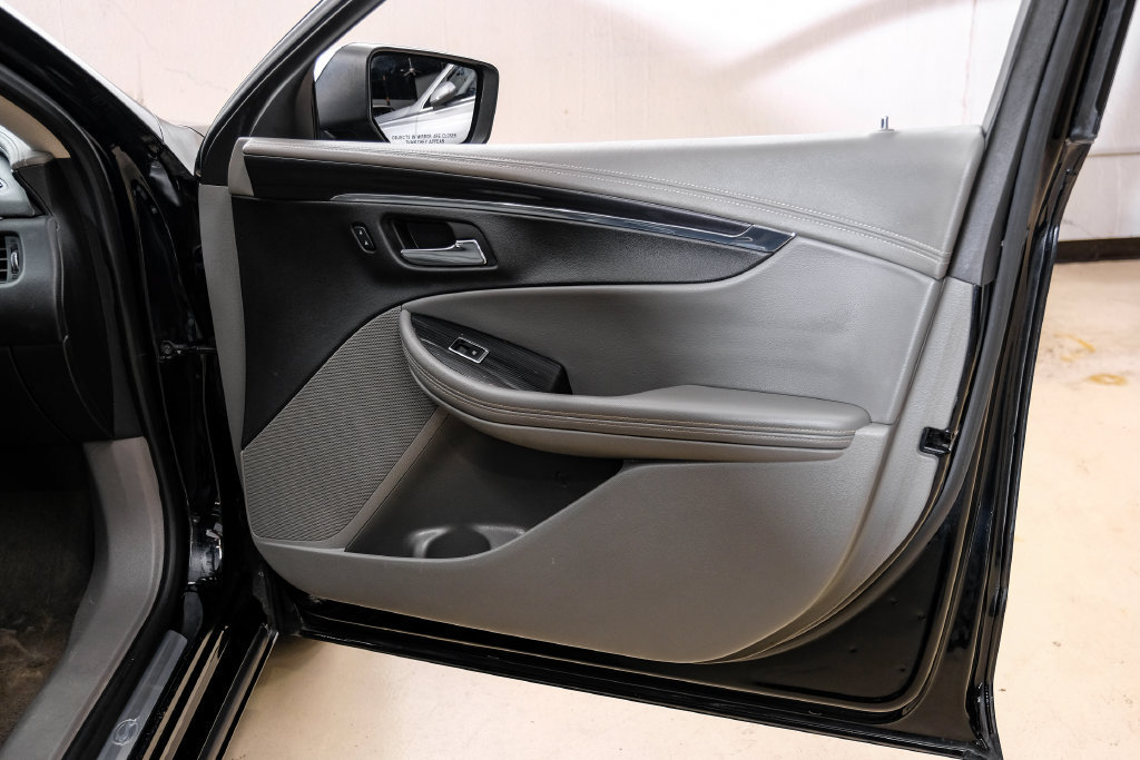 Used 2016 Chevrolet Impala LTZ FWD image 55