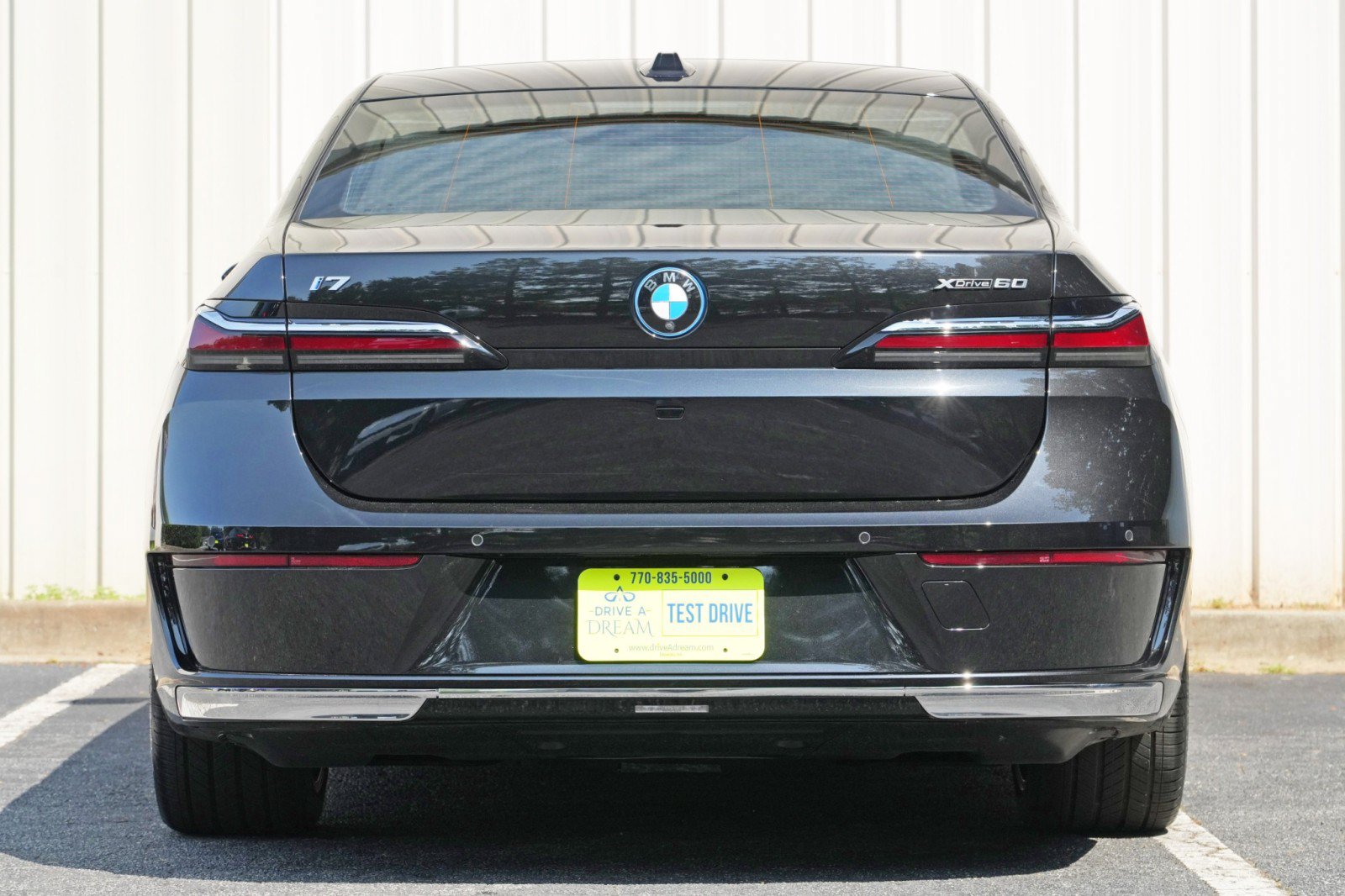 Used 2025 BMW i7 xDrive60 w/ Executive Package AWD/4WD image 11
