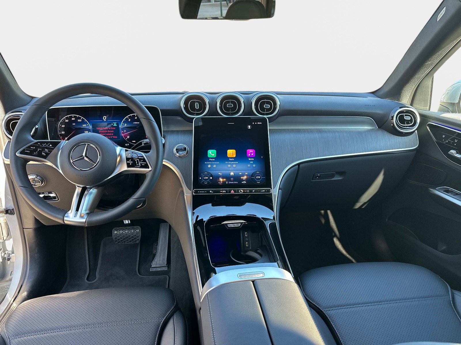 Certified 2026 Mercedes-Benz GLC 300 image 15