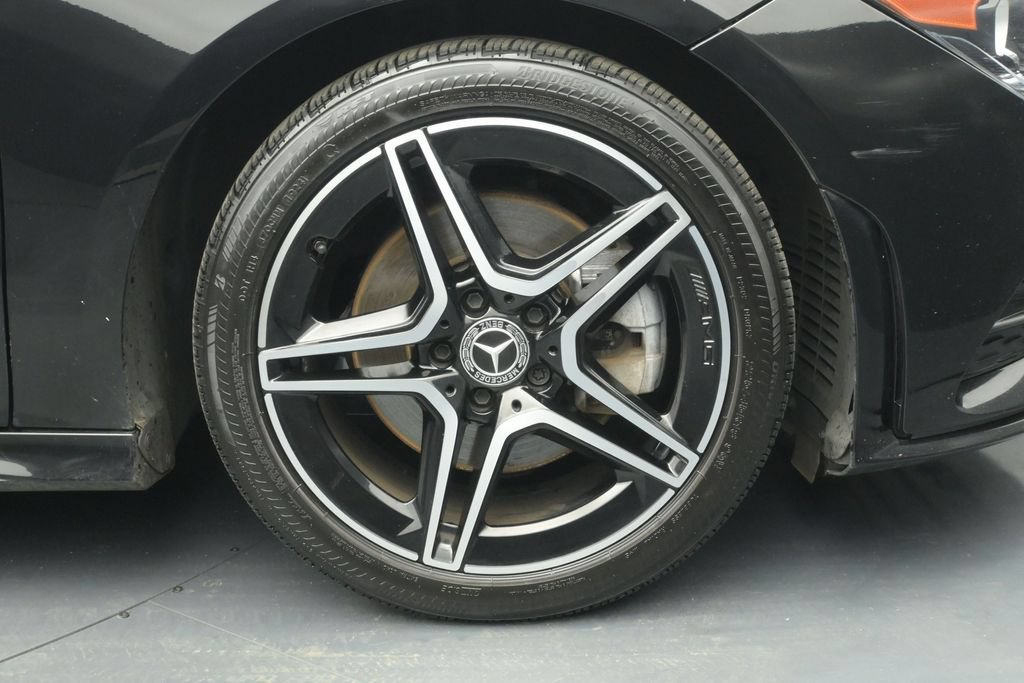 Used 2023 Mercedes-Benz CLA 250 4MATIC image 11