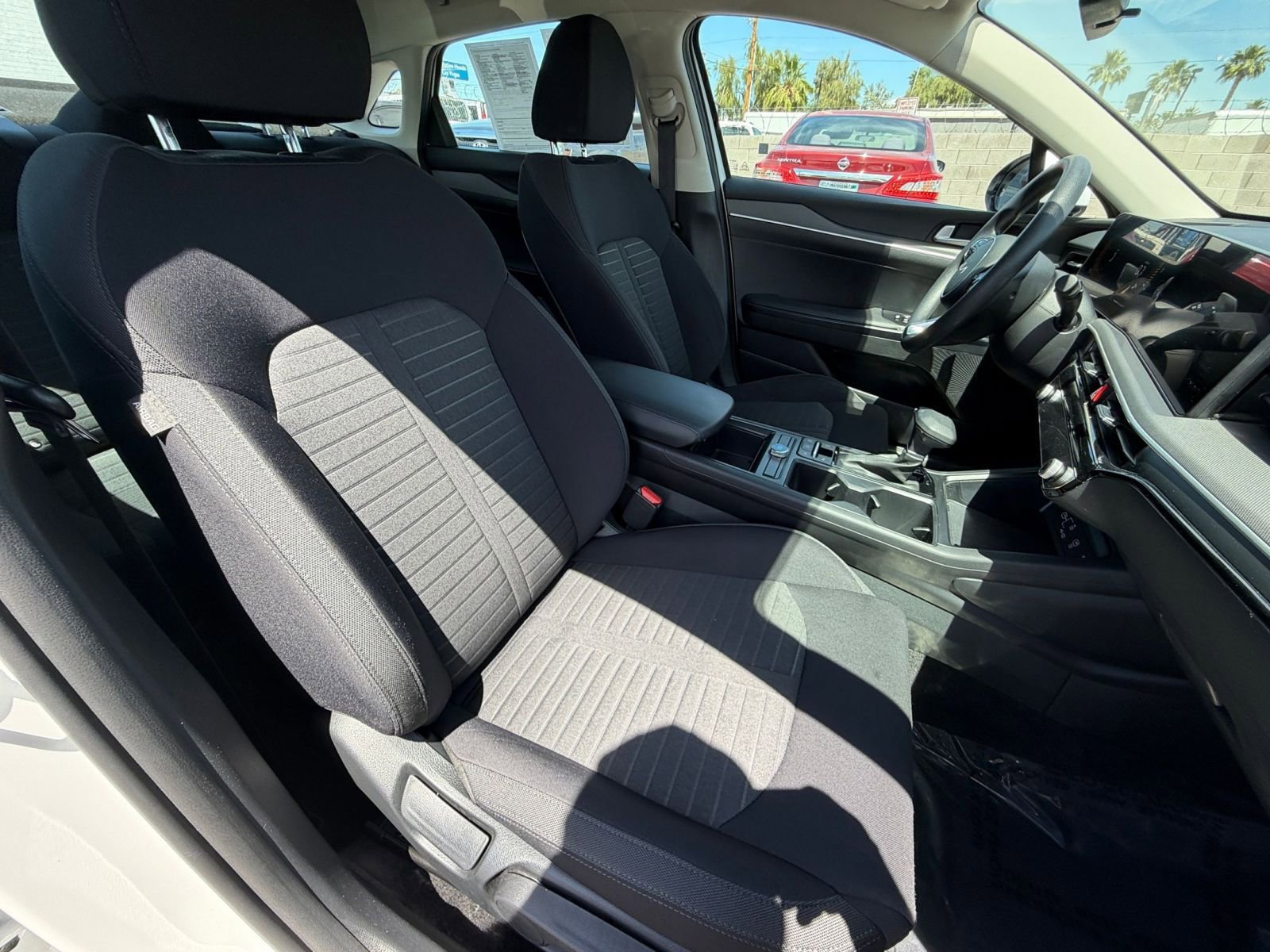 Used 2025 Kia K5 LXS image 35