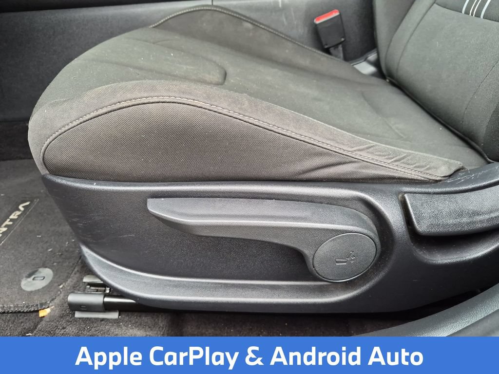 Used 2023 Hyundai Elantra SEL FWD image 19