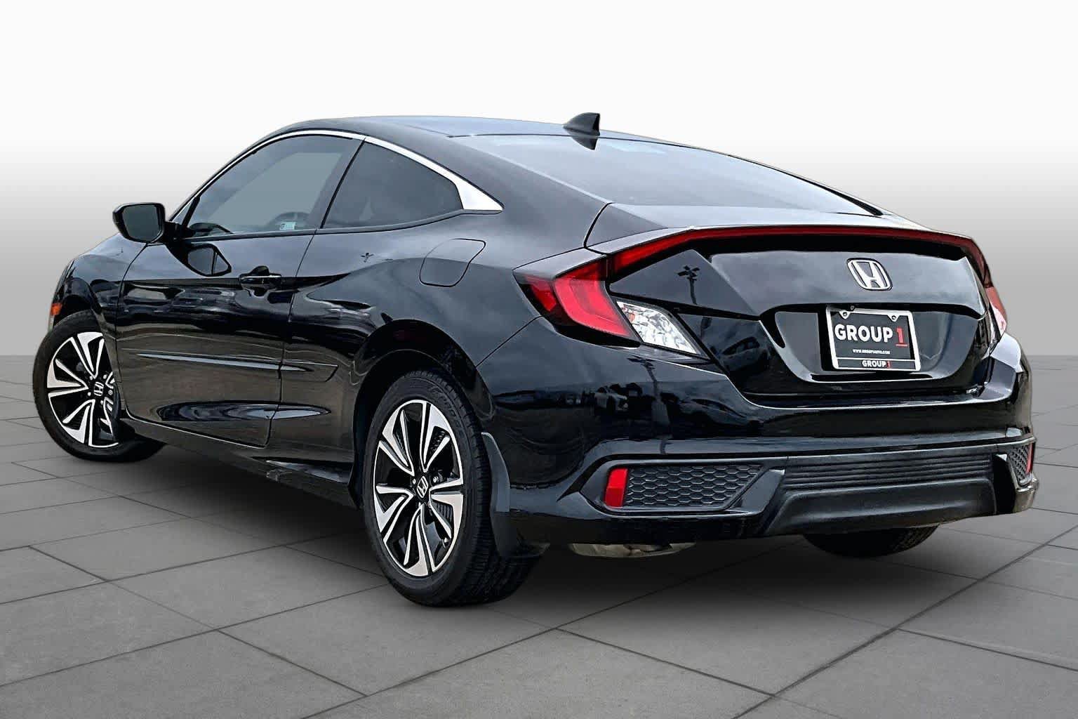 Used 2018 Honda Civic EX-L image 11