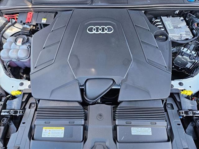 Used 2024 Audi Q7 3.0T Prestige image 27