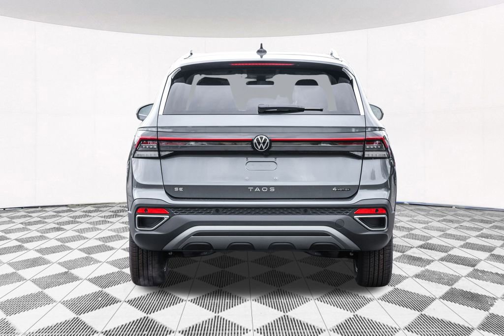 New 2025 Volkswagen Taos SE image 15