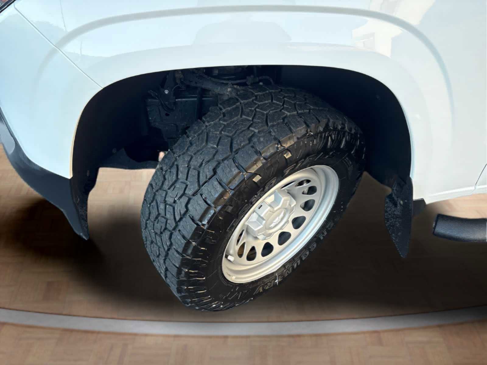 Used 2024 Chevrolet Colorado W/T w/ Advanced Trailering Package image 31