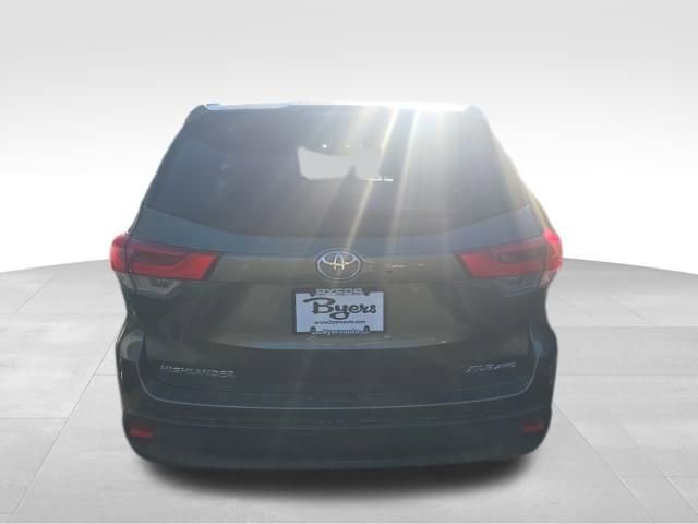 Used 2019 Toyota Highlander XLE image 4