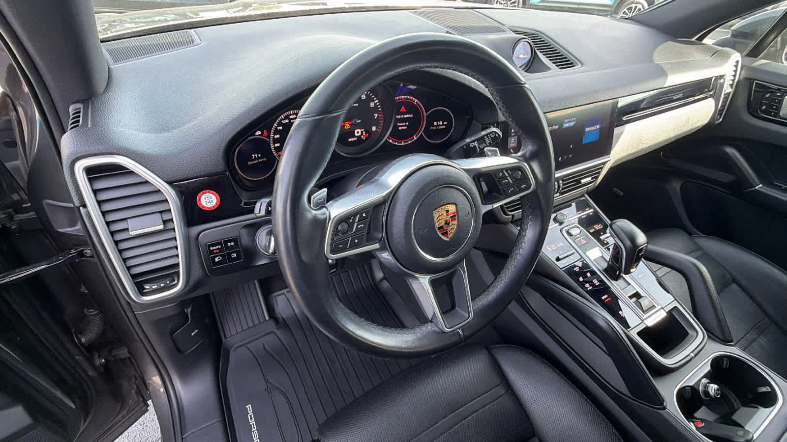 Used 2019 Porsche Cayenne AWD/4WD image 10