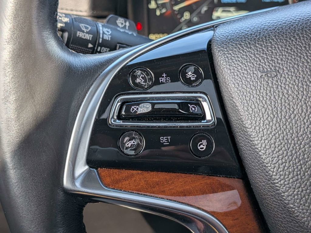 Used 2015 Cadillac Escalade ESV Luxury image 27
