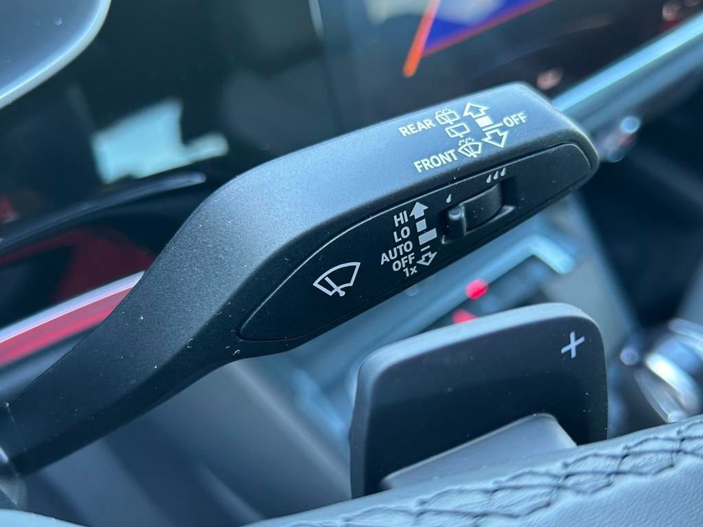 New 2025 Audi Q3 2.0T Premium image 16