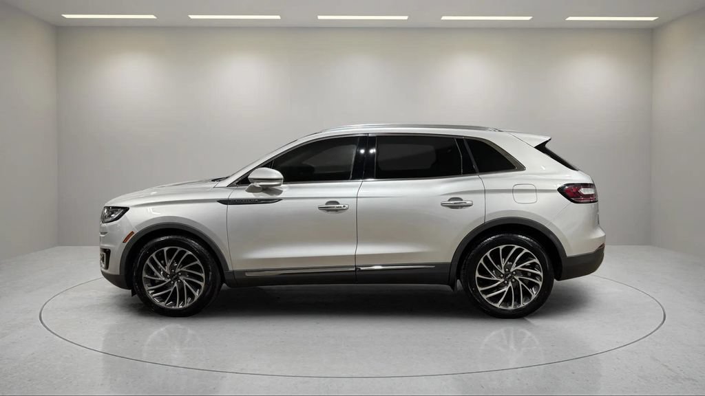 Certified 2019 Lincoln Nautilus Reserve w/ Class II Trailer Tow Package FWD image 17