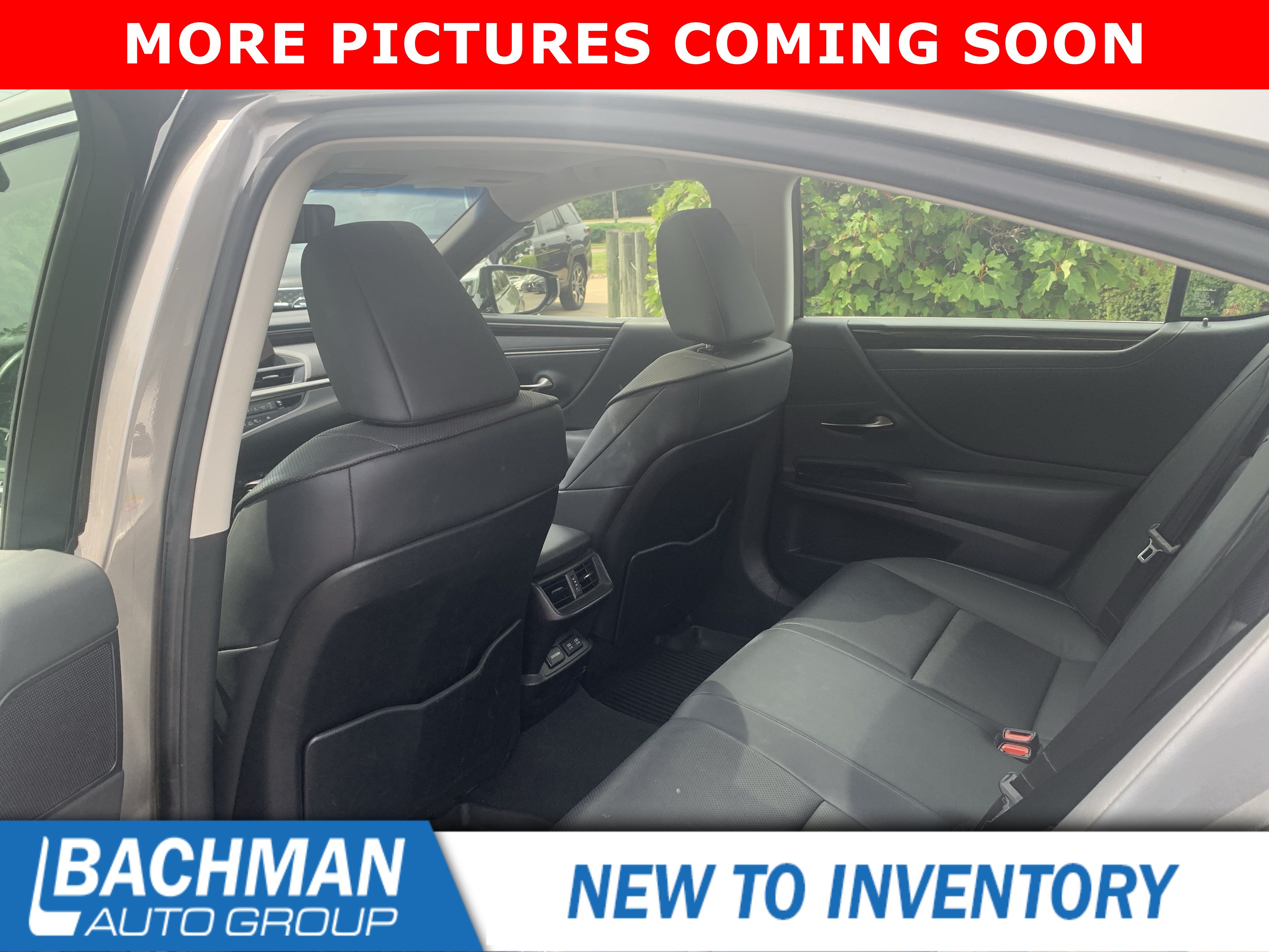 Used 2019 Lexus ES 300h w/ Premium Package FWD image 11