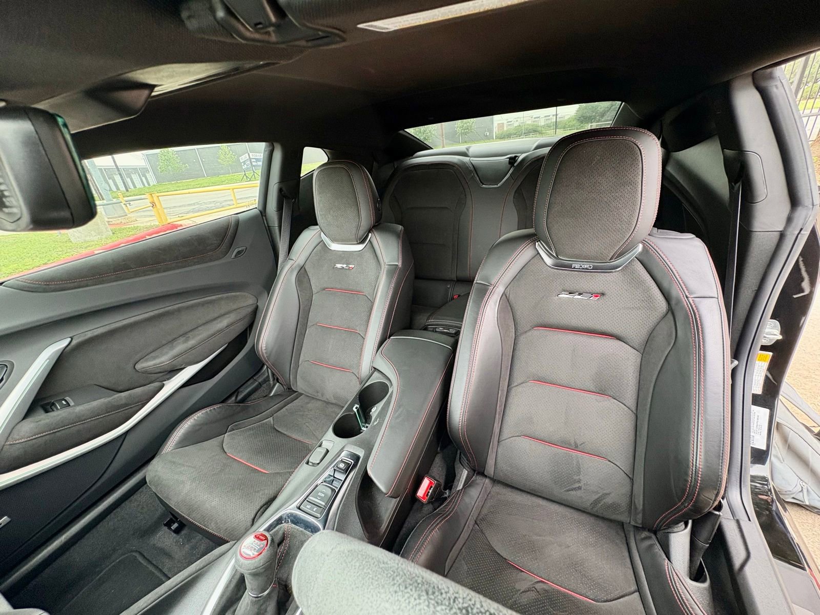 Used 2023 Chevrolet Camaro ZL1 RWD image 9