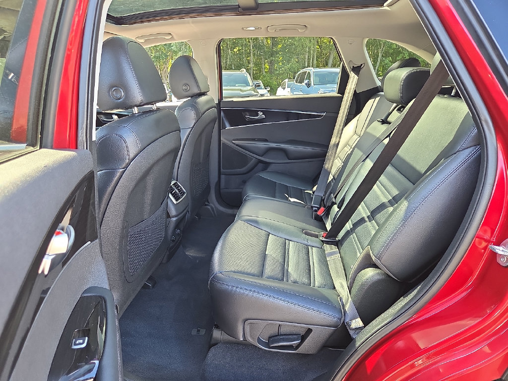 Used 2020 Kia Sorento EX AWD/4WD image 11