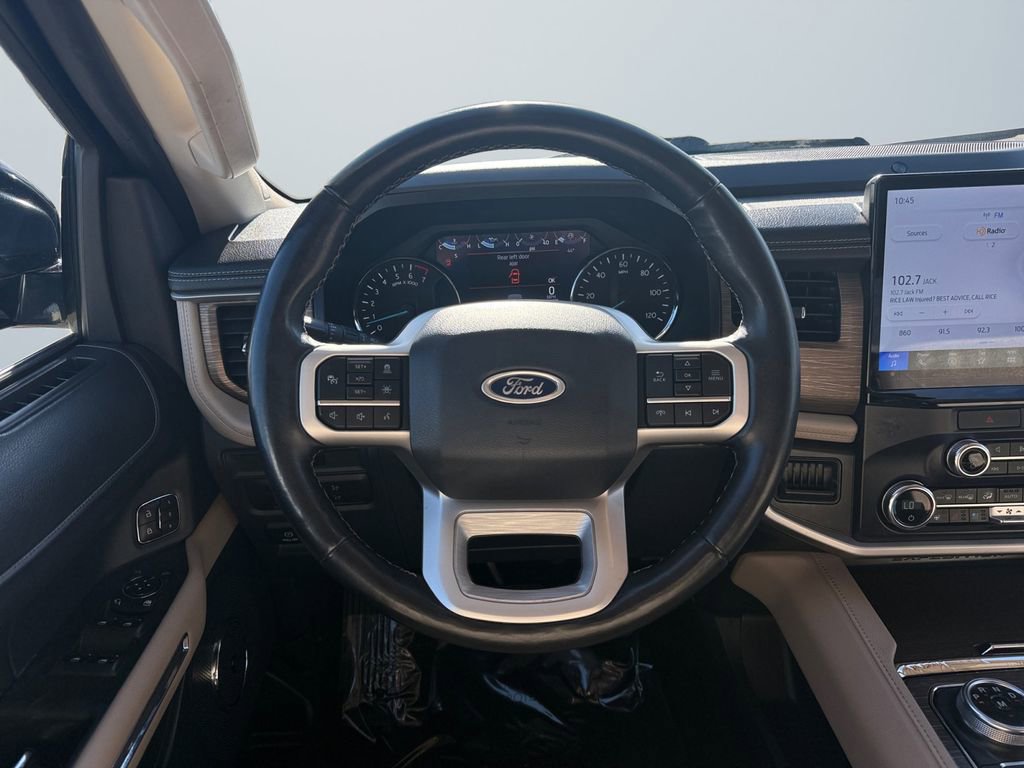 Used 2022 Ford Expedition Limited image 12