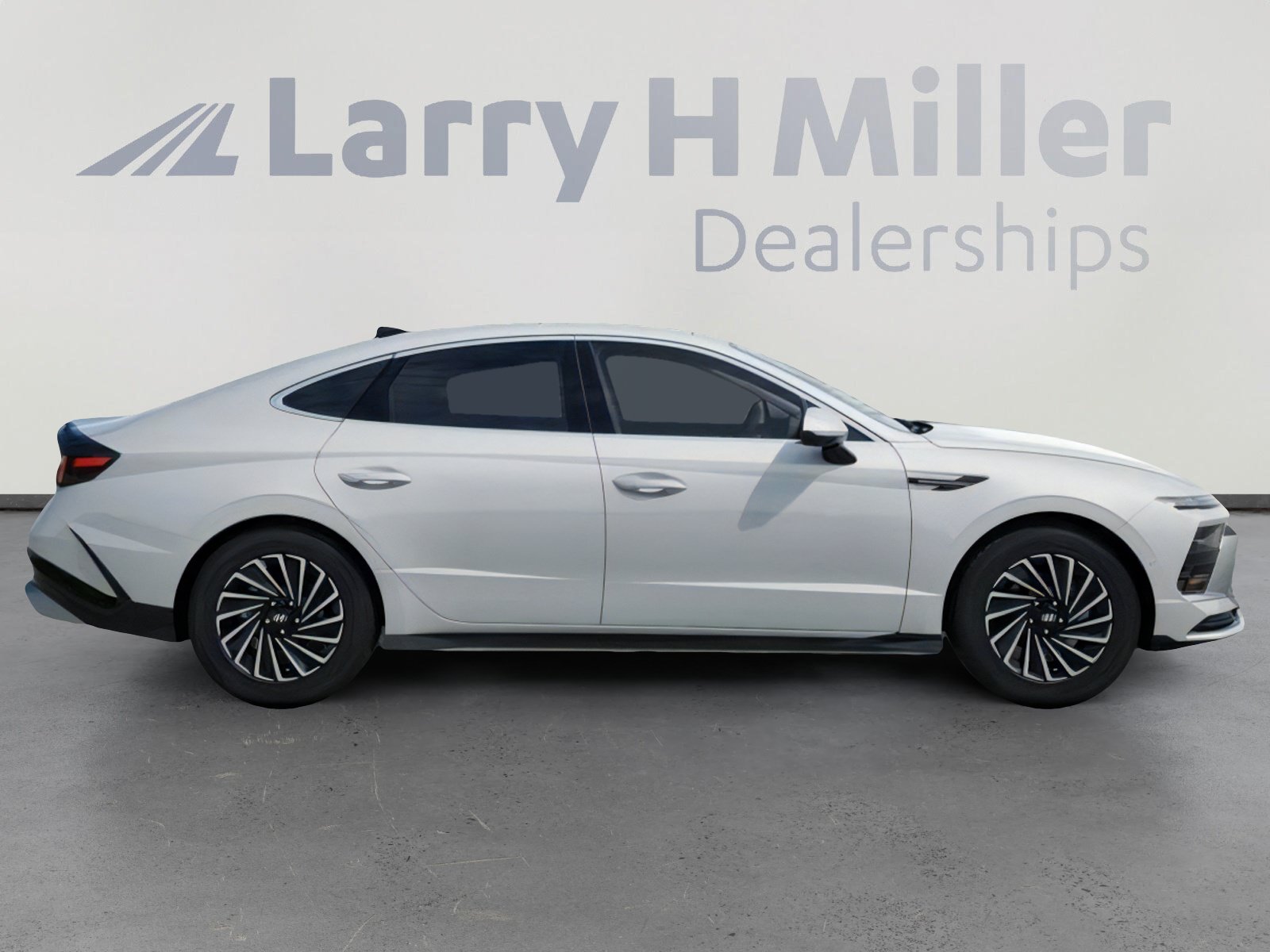 New 2026 Hyundai Sonata Limited FWD image 7