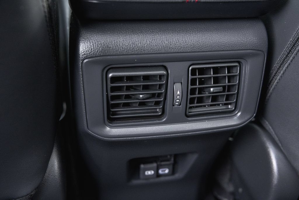 Certified 2025 Toyota RAV4 XSE AWD/4WD image 31