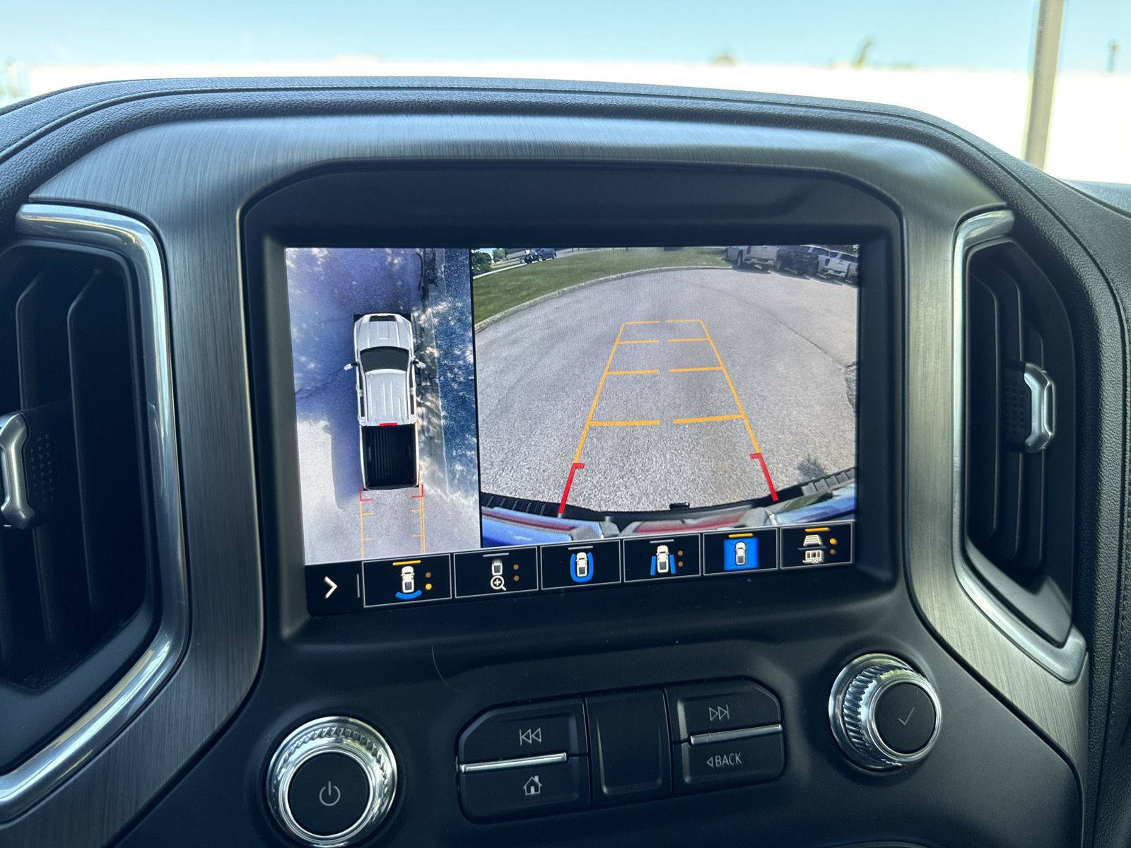 Used 2021 GMC Sierra 2500 Denali w/ Denali Ultimate Package AWD/4WD image 28