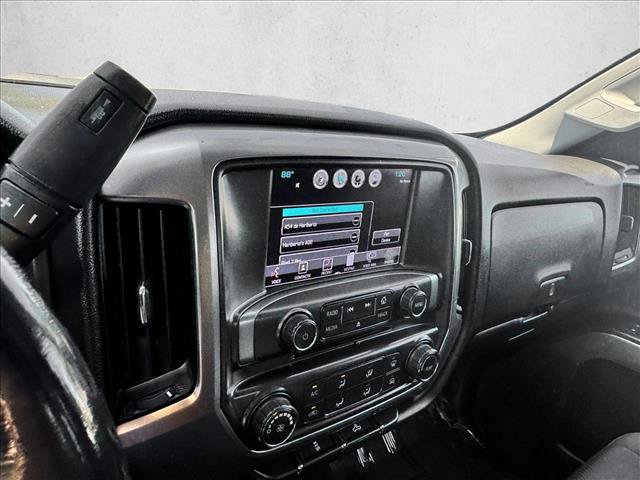 Used 2018 Chevrolet Silverado 1500 LT AWD/4WD image 14