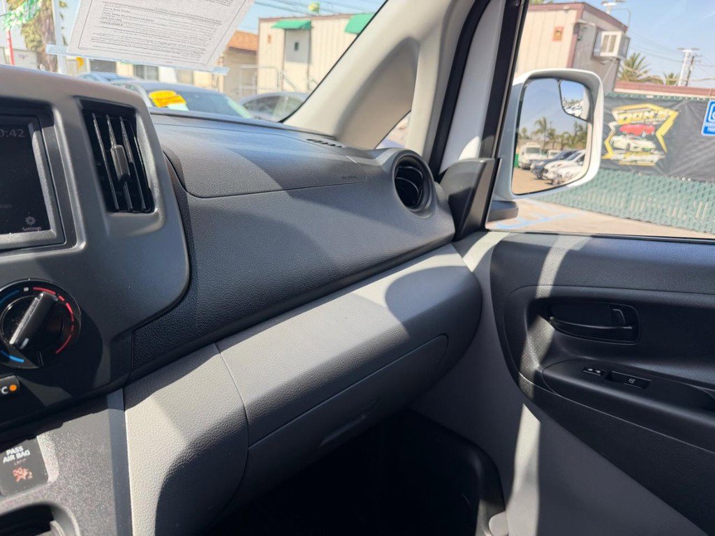 Used 2021 Nissan NV200 SV w/ Back Door Glass Package FWD image 35