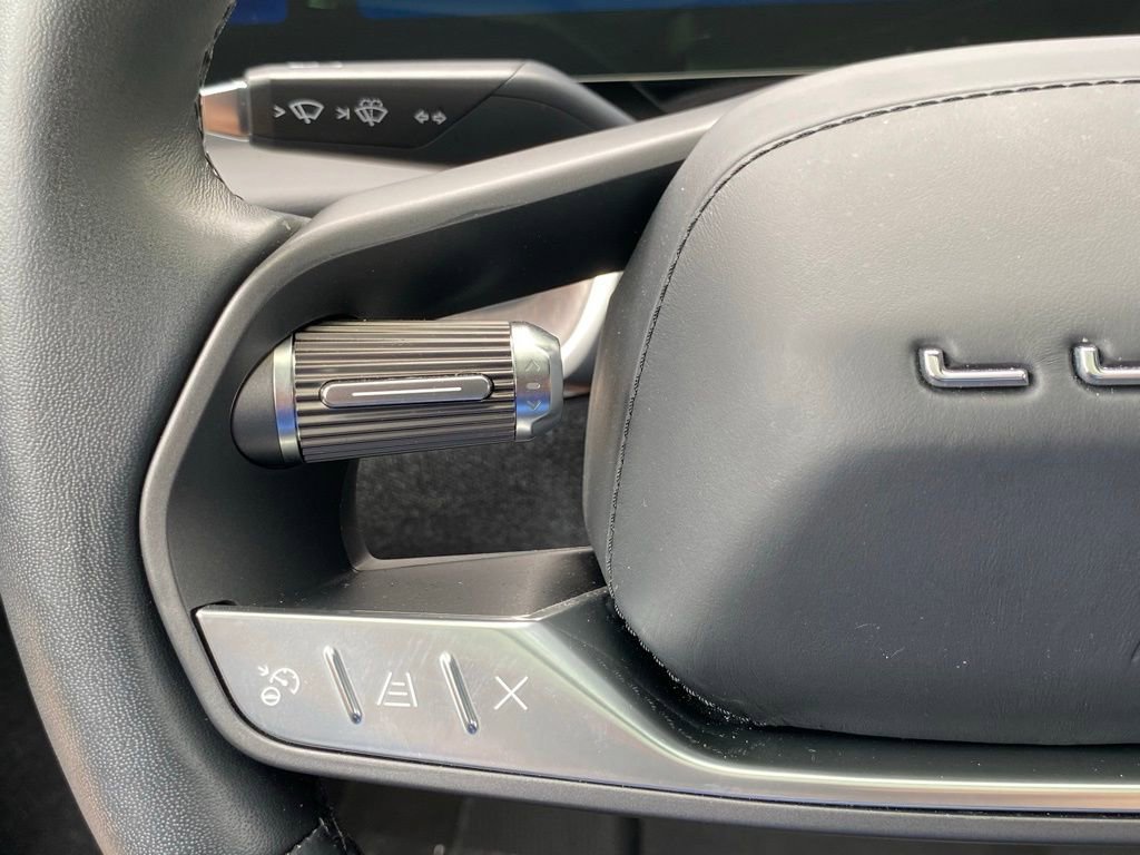 Used 2023 Lucid Air Touring image 39