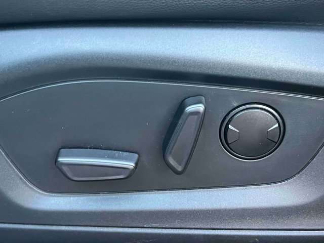Used 2023 Ford Explorer ST-Line AWD/4WD image 24