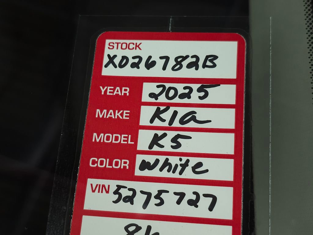 Used 2025 Kia K5 LXS FWD image 32