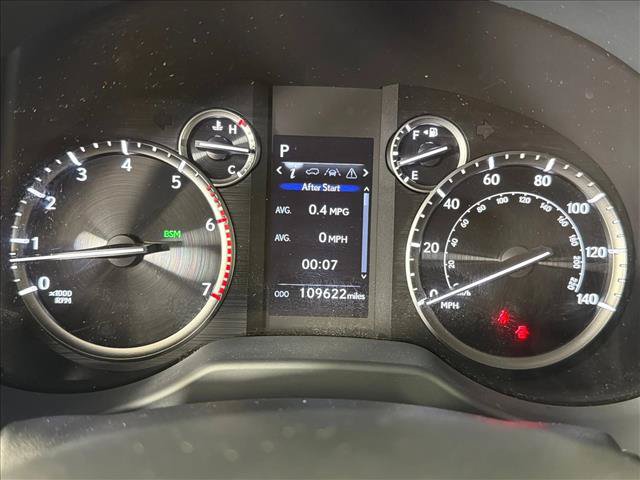 Used 2020 Lexus GX 460 Premium w/ Premium Package AWD/4WD image 29