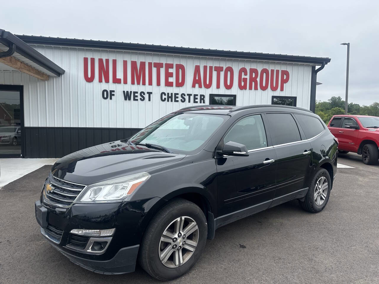 Used 2017 Chevrolet Traverse LT