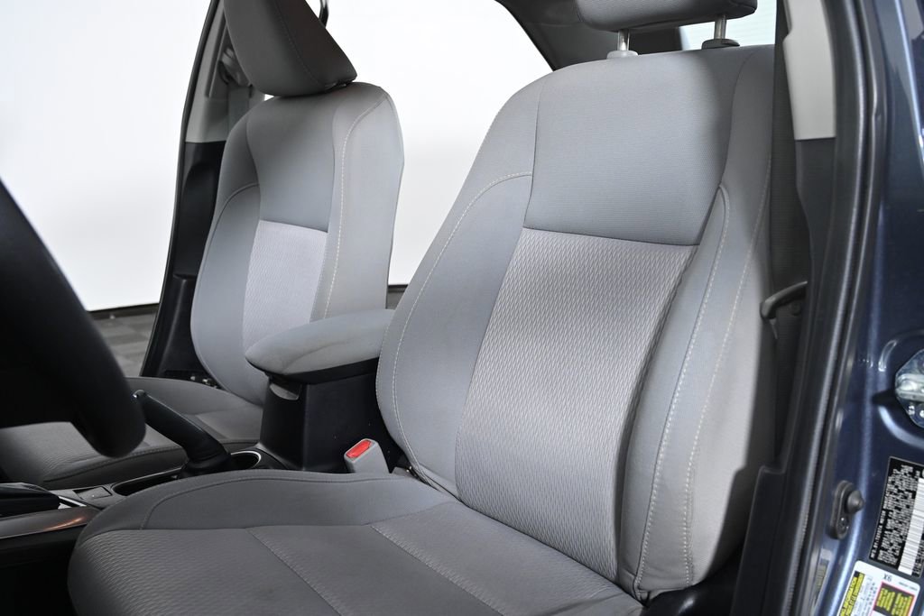 Used 2014 Toyota Corolla LE image 21