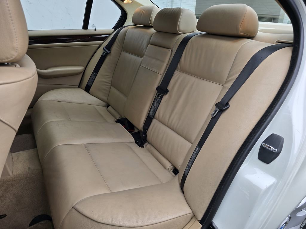 Used 2004 BMW 325i Sedan image 13