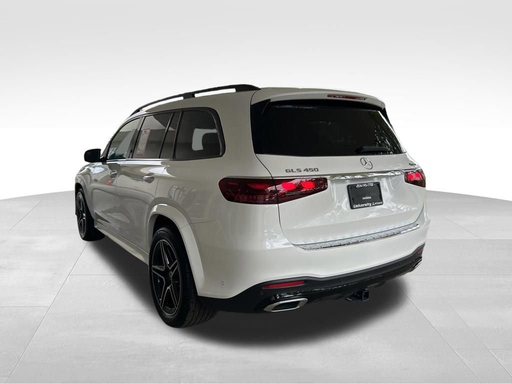 Used 2025 Mercedes-Benz GLS 450 4MATIC image 6