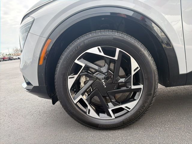 Used 2025 Kia Sportage SX image 10