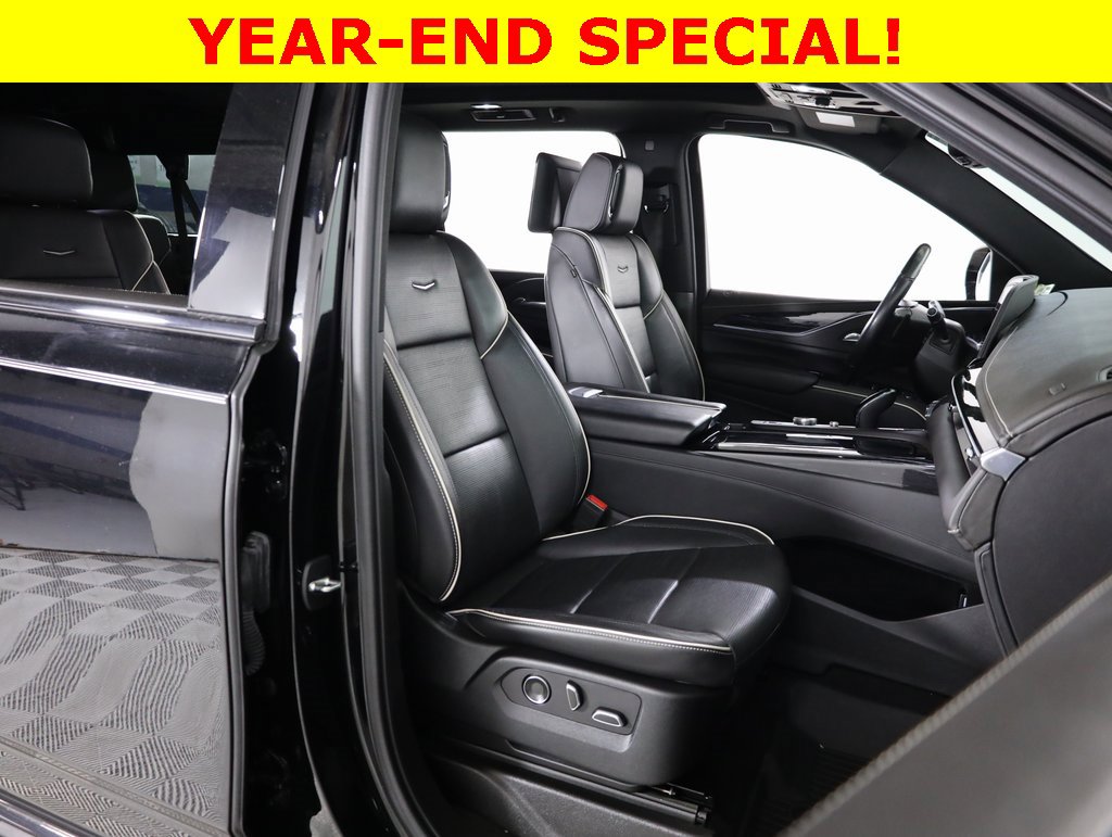 Used 2021 Cadillac Escalade ESV Sport w/ Driver Assist Tech Package image 33
