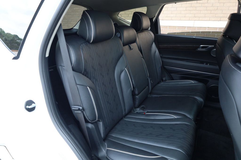 Used 2022 Genesis GV80 3.5T w/ Advanced Package 06 image 24