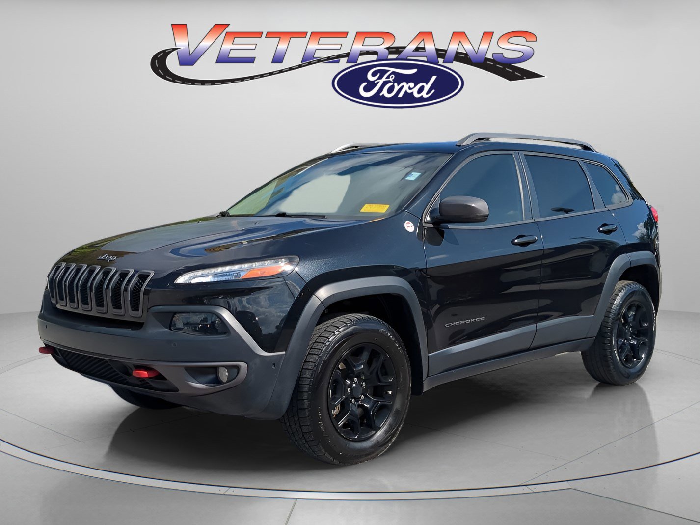 Used 2016 Jeep Cherokee Trailhawk w/ Comfort/Convenience Group
