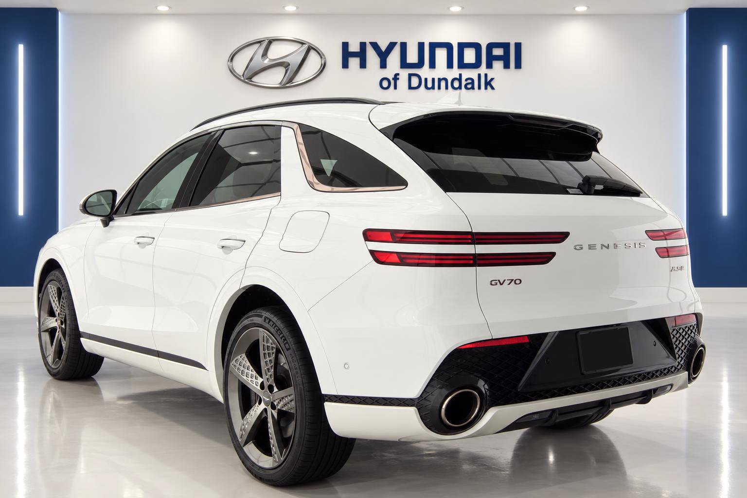 Used 2024 Genesis GV70 3.5T AWD/4WD image 2