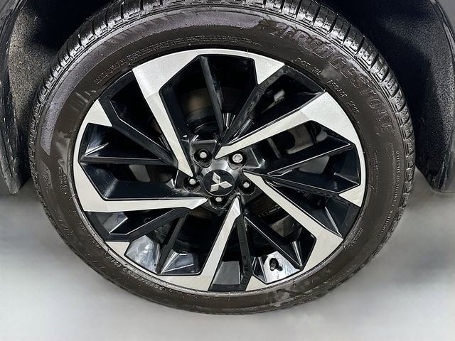 Used 2024 Mitsubishi Outlander SE image 31