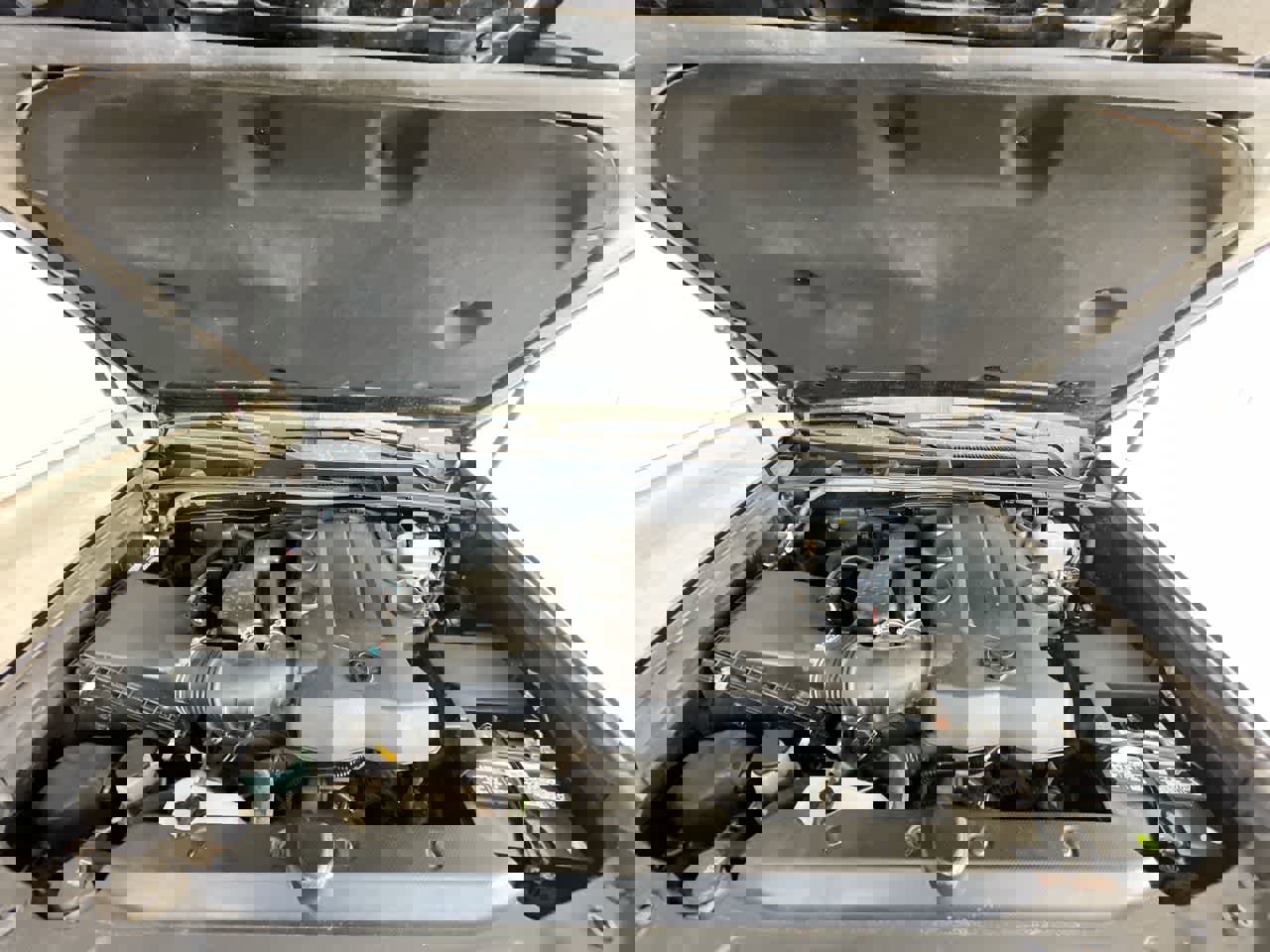 Used 2017 Toyota 4Runner Limited image 27