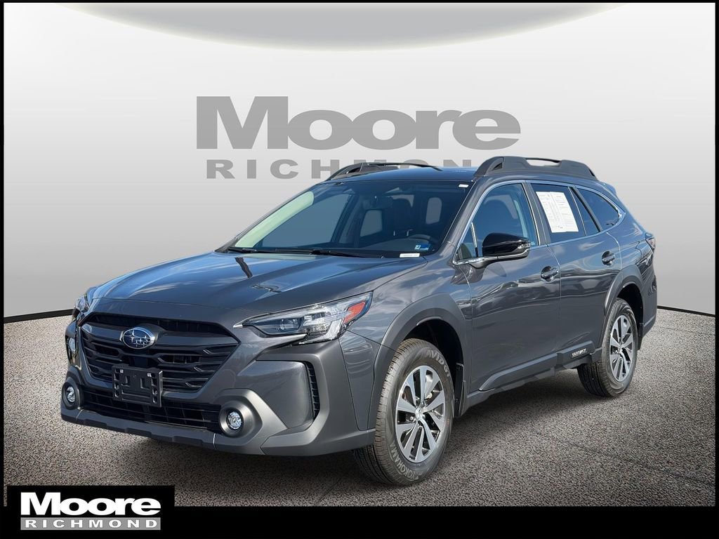 Used 2025 Subaru Outback Premium image 7