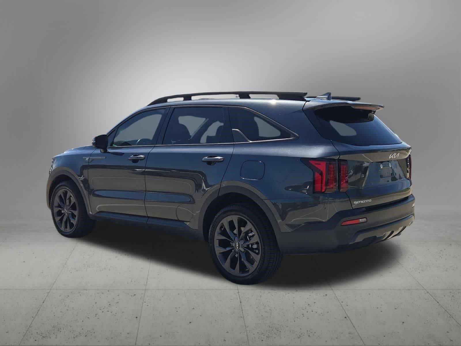 Certified 2023 Kia Sorento X-Line EX AWD/4WD image 4
