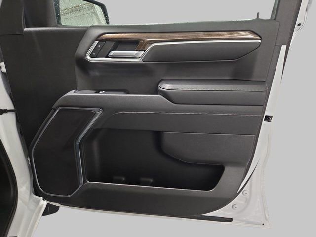 Used 2023 Chevrolet Silverado 1500 LT image 11