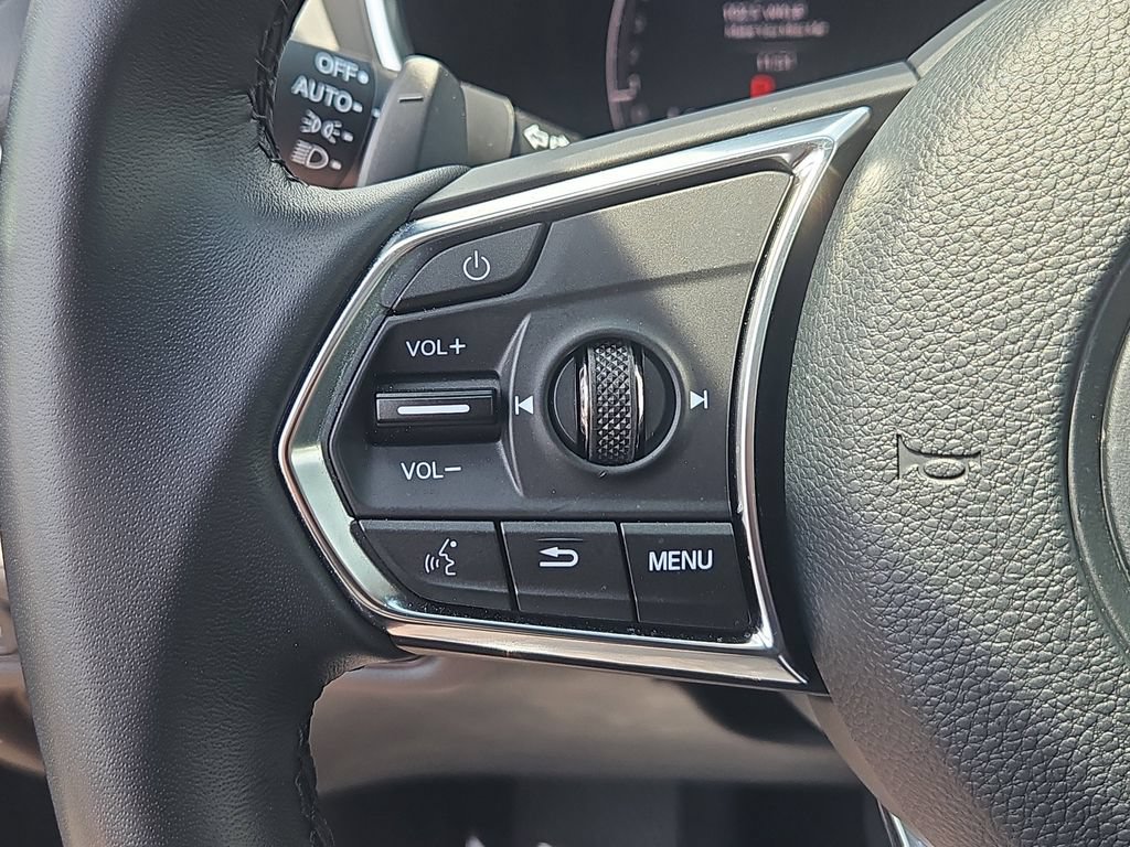 Used 2025 Acura MDX SH-AWD image 25
