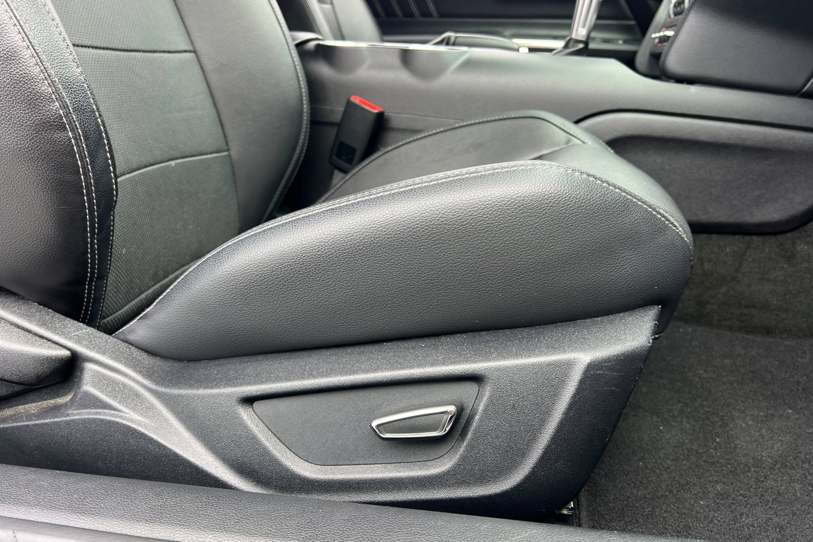 Used 2018 Ford Mustang GT Premium w/ Safe & Smart Package image 22