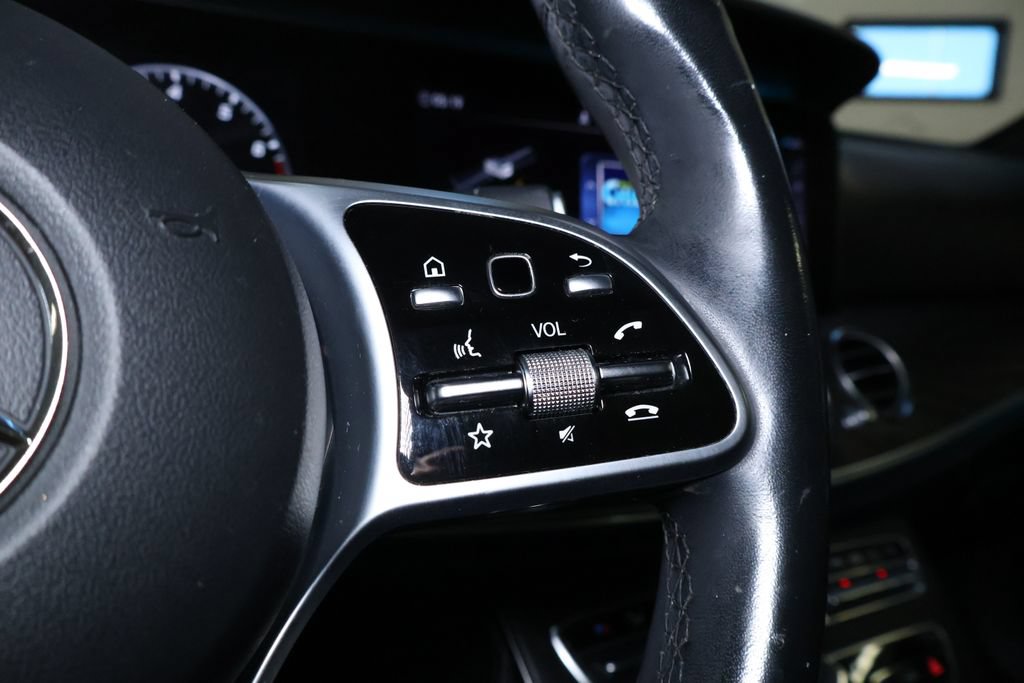 Used 2020 Mercedes-Benz E 350 4MATIC Sedan w/ Parking Assistance Package image 23