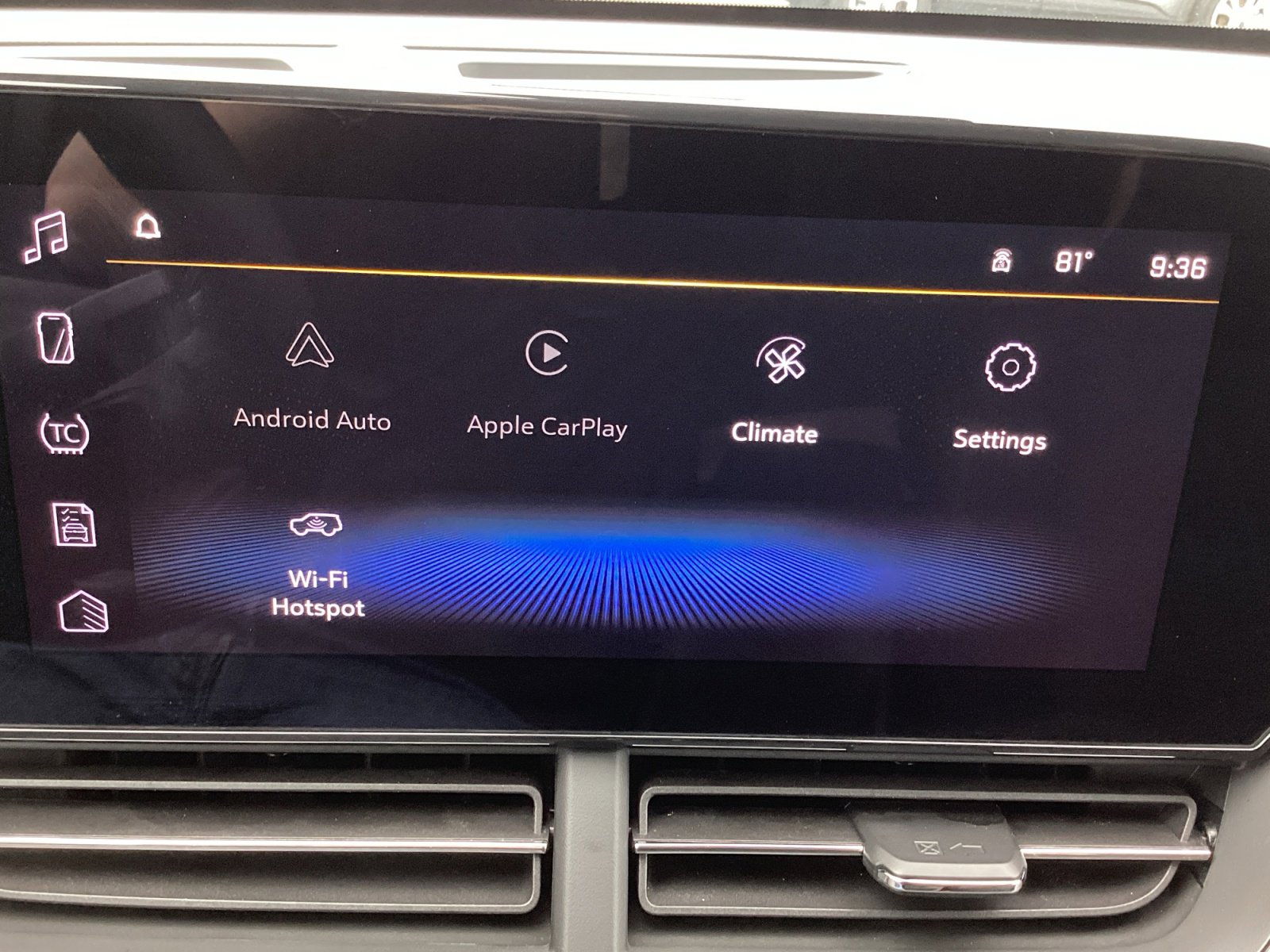 Used 2025 Chevrolet Trax LT FWD image 5