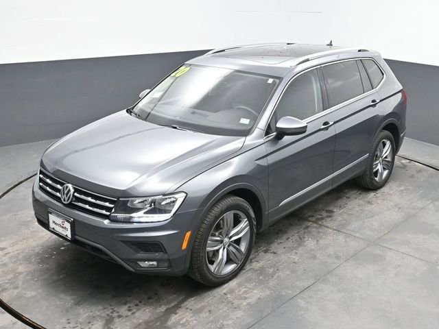 Used 2020 Volkswagen Tiguan SEL w/ 3rd Row Seat Package image 45