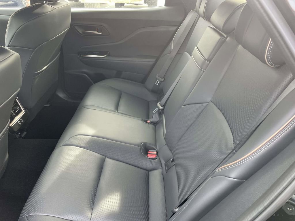 Used 2026 Toyota Crown XLE image 22