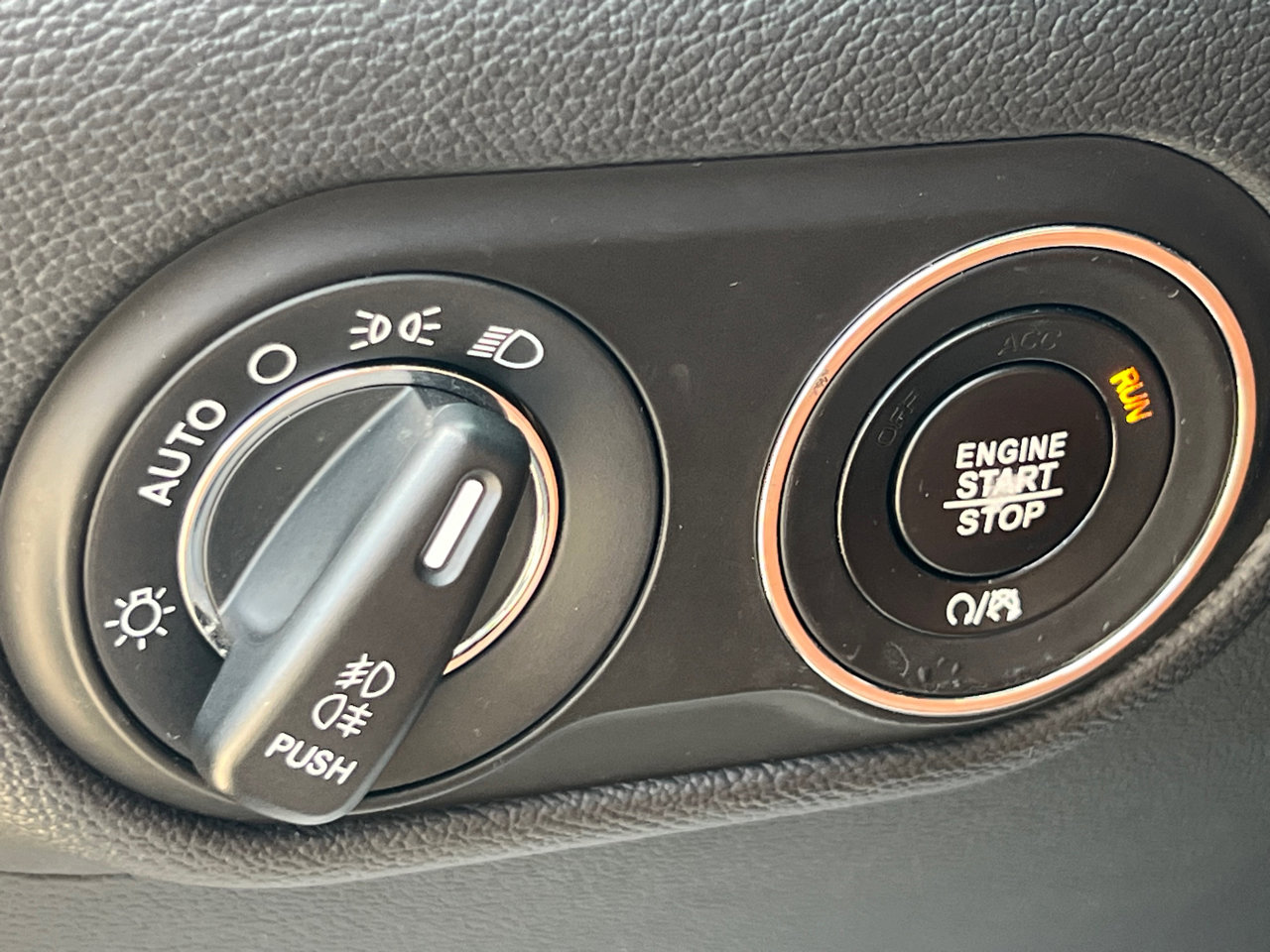 Used 2018 Maserati Levante image 48